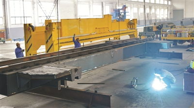 以自主創(chuàng)新為引擎，驅(qū)動(dòng)智能起重設(shè)備研發(fā)新篇章